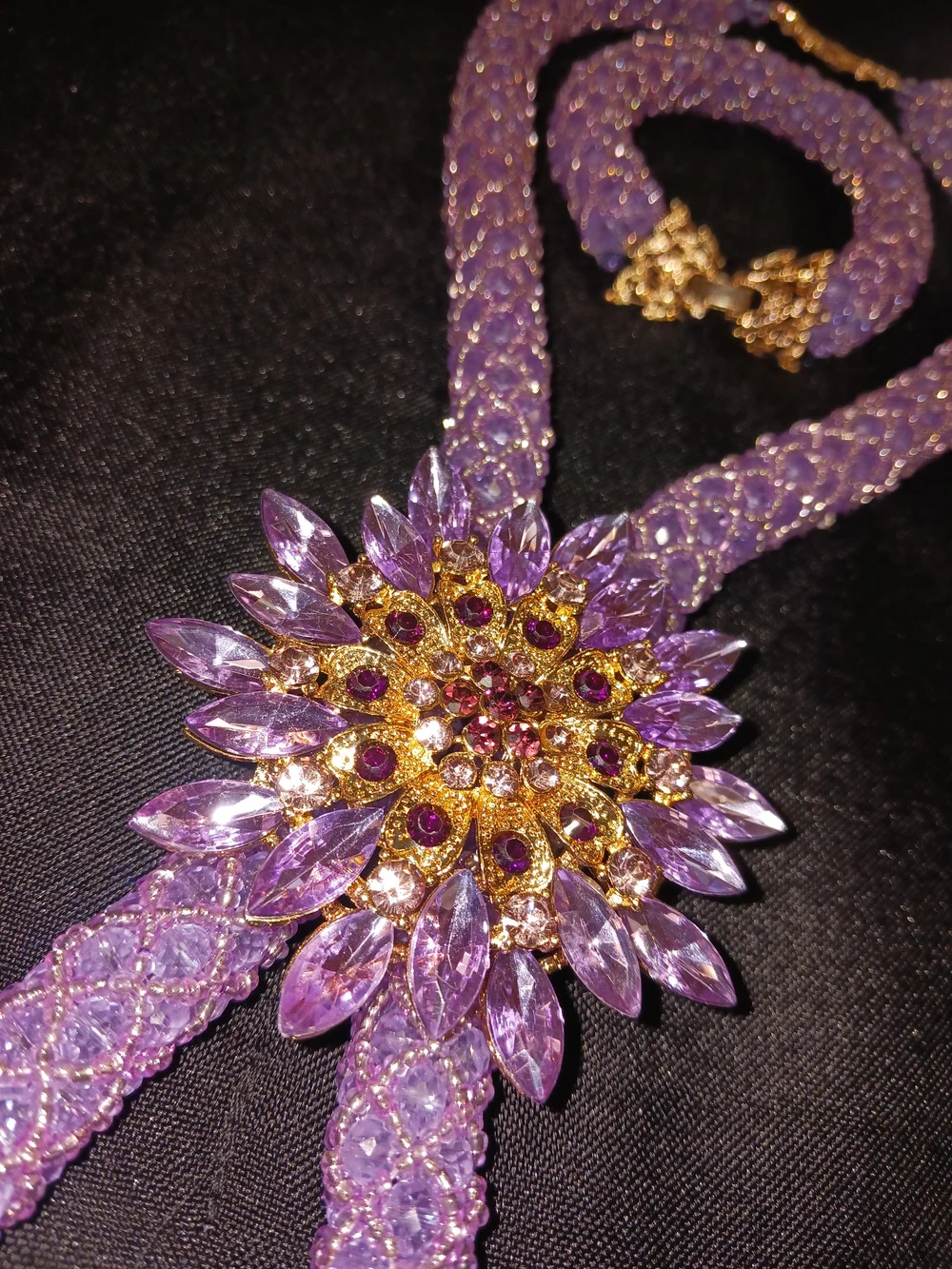Fashion Jewelry translucent faceted